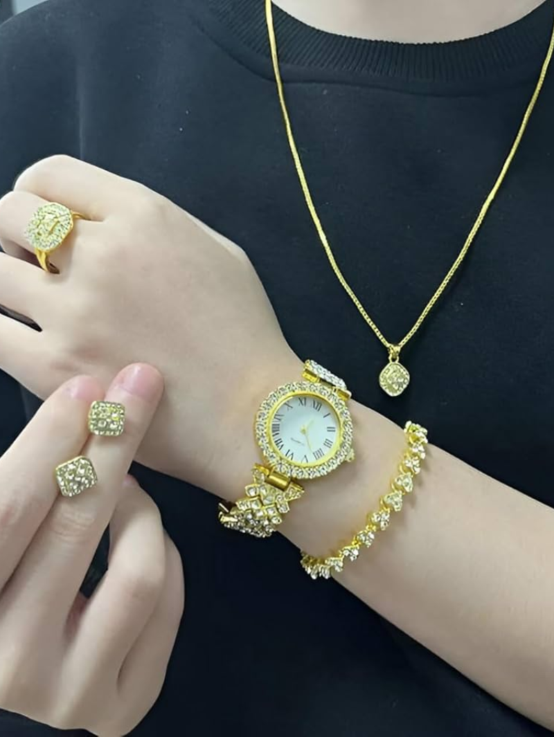 Ladies Smartwatch Set (7 in 1 set)