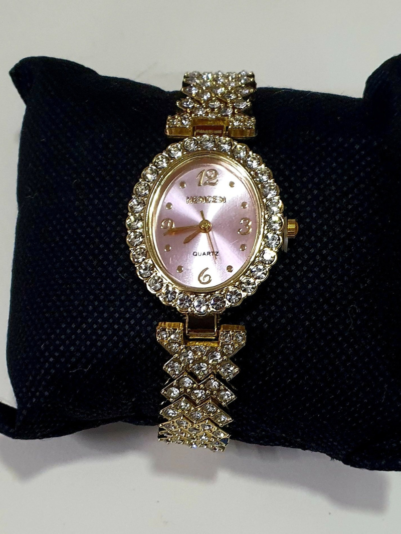 Women's Watch With light luxury Charm
